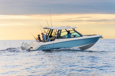 280-outrage-boston-whaler