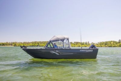 Research 2017 - Crestliner Boats - 2050 Commander Elite on iboats