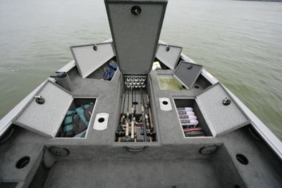2075-Pro-Guide-Bow-Deck-Storage-Compartments-Open