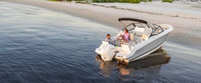 fort-lauderdale-boat-show-boston-whaler