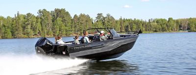 2250_Sportfish_MY23_Run_crop_0865