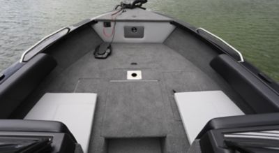 2250_Sportfish_MY23_bow_081A0021_2