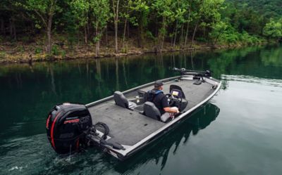 8ft 2 man bass boat with trolling motor