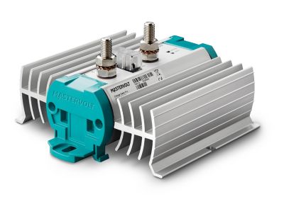 Mastervolt Charge Mate Pro 40继电器带冷却片和双端子，旨在高效管理电力。