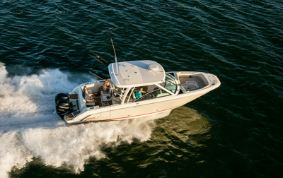 Boston-Whaler-Family-Vantage-2