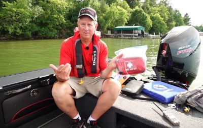 10 Fishing Essentials You Need on Your Lund Boat
