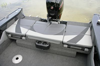 Crossover-XS-Aft-Deck-Sun-Pad