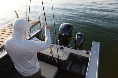 Fisherman Aft Deck Rod Rack