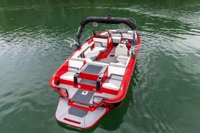  rear view of the H20 wake boat