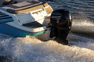 Bayliner VR5 Outboard – Explore Bowrider Boat Models