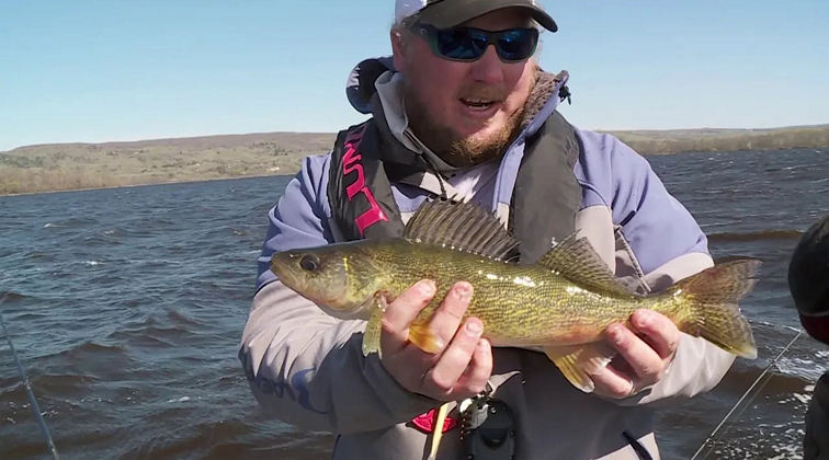 Lund-Boats-Ultimate-Fishing-Experience-2021-Episode-1-Post-Spawn-Walleye-f6DTubZRERA