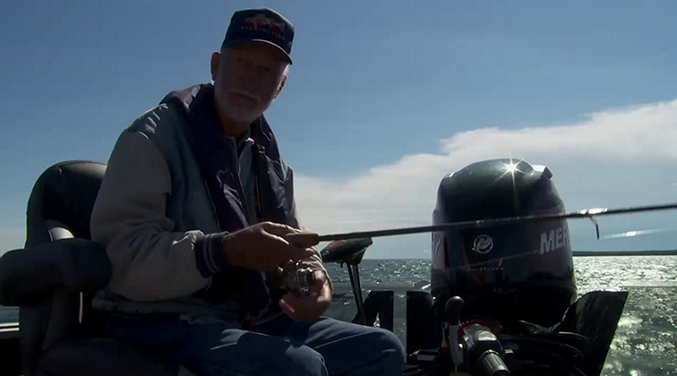 Lund-Ultimate-Fishing-Experience-2015-Episode-12-The-Evolution-of-Angling.mkv0281