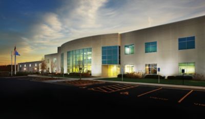 Exterior view of the Del City Menomonee Falls office and warehouse