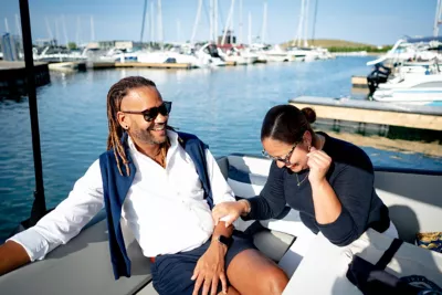 couple enjoying a boat day at the sunshine coast