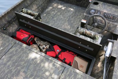 Lund® Predator 2070 20 Foot Best Hunting and Bowfish Boats