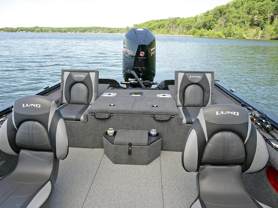 Pro-V Bass XS Cockpit with Aft Jump Seats Up