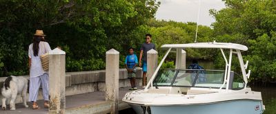 boston-whaler-experience-center