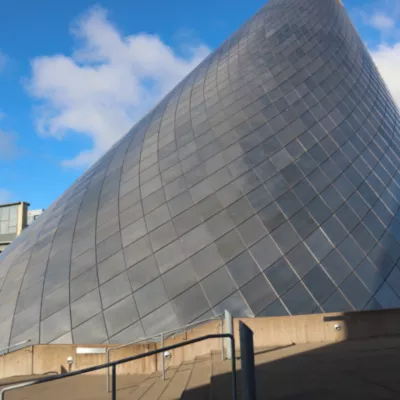 outside view of the museum of glass tacoma