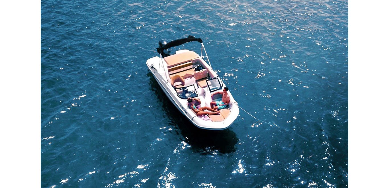 what-to-consider-before-renting-a-boat