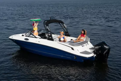 friends riding on a VR6 Outboard bowrider boat