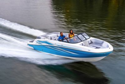 VR5 Bowrider