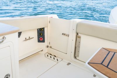 boston-whaler-vantage-240-2025-09772