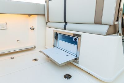 Cockpit Refrigerator