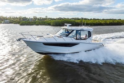 Boston Whaler 405 Conquest