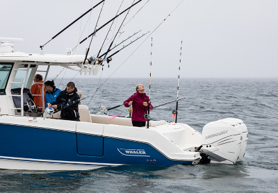 center-console-fishing-330-outrage