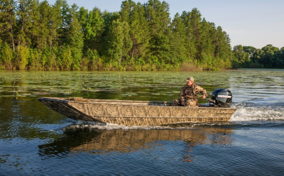 Crestliner 1860 Retriever Jon  18 ft All Welded Aluminum Jon Boat