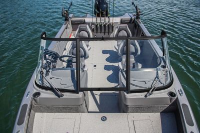 Research 2017 - Crestliner Boats - 2050 Commander Elite on iboats