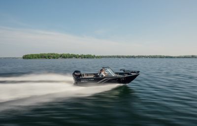 cl-pim_cl_ch165-1650-hawk-4b9a7799-lifestyle