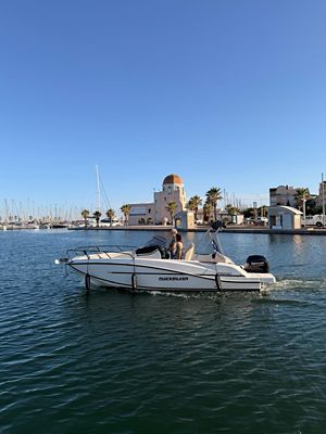 Hero image of Sète.