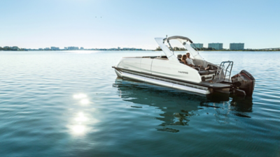 Sunliner 250 Tritoon  Harris Pontoon Boats