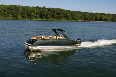 harris-pontoon-boats-crowne-250-sl-running-2025-09552