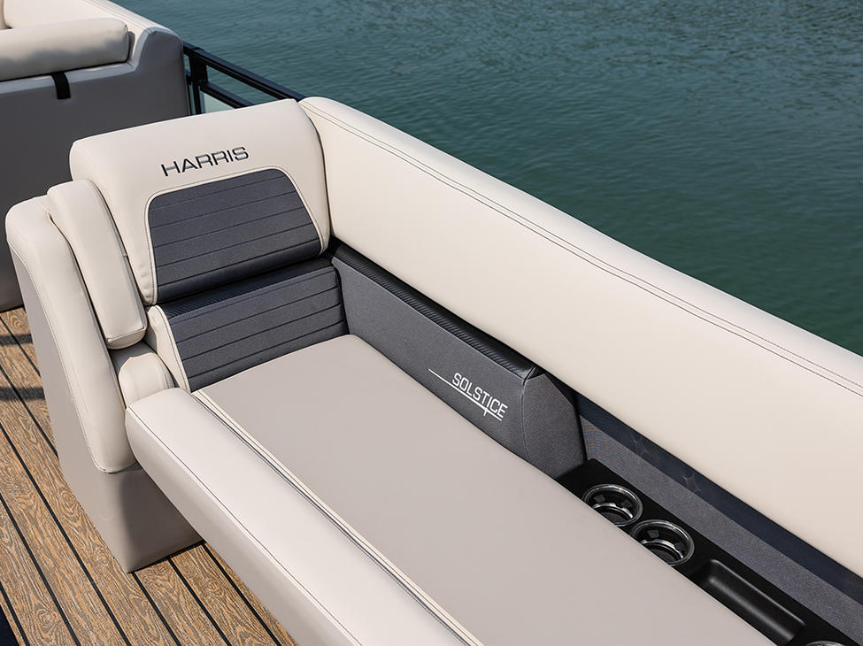 harris-pontoon-boats-solstice-port-bow-lounger-french-gray-onyx-2024-18448