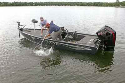 2075 Pro-V Musky XS Fish.jpg