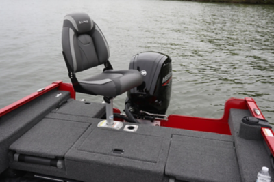 Aft Deck with Seat