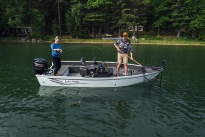 Lund® Angler 1650 - Best Value in 16 Foot Family Fishing Boats