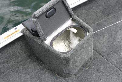 Bow Deck Bait Station