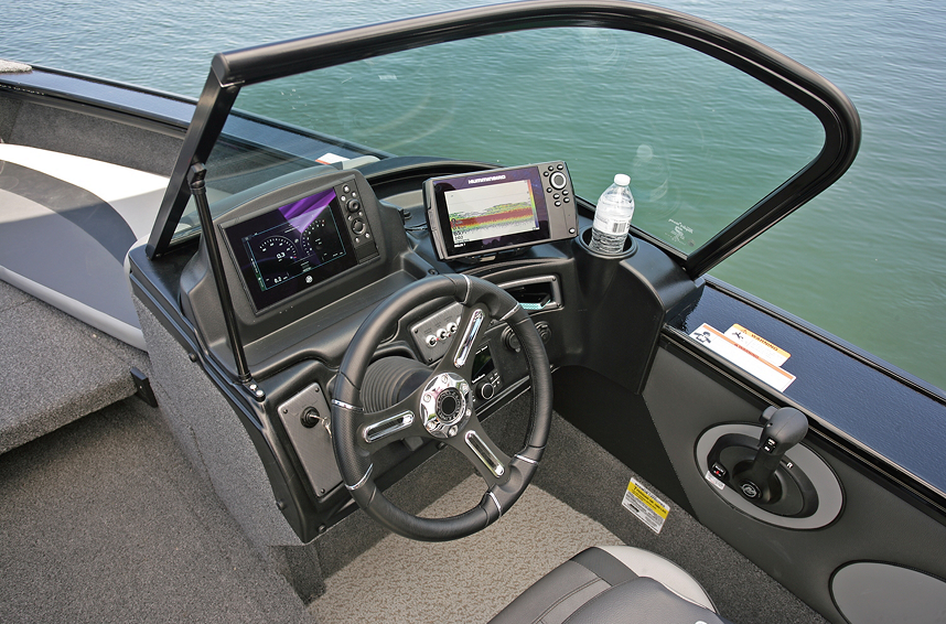 Crossover XS Starboard Command Console