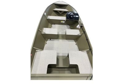 Install Tan Flat Floor (Vinyl)