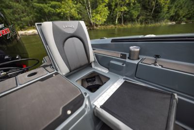 Lund Boat's Impact GL 185 Aft Jump Seats