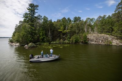 Lund Boat's Impact GL 185 Lifestyle fishing