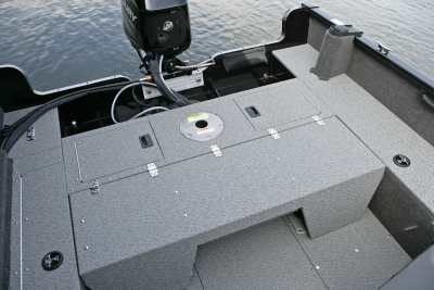 Rebel XL Sport-SS Aft Deck with Optional Flip Bench - Down