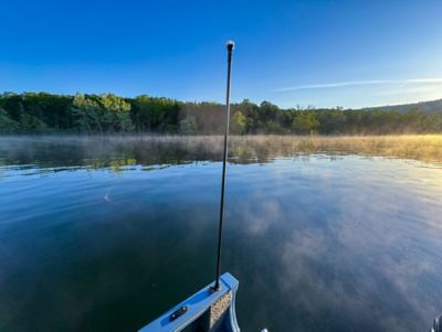 Fish and Ski 1875 Stern Light