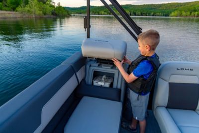 LF 172 Pontoon Headrest Storage