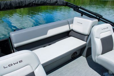 LF 172 Pontoon Lounge