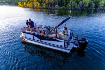lowe-lf-194-pontoon-boat-2026-017