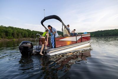 lowe-ls-210-pontoon-boat-2025-0161lr